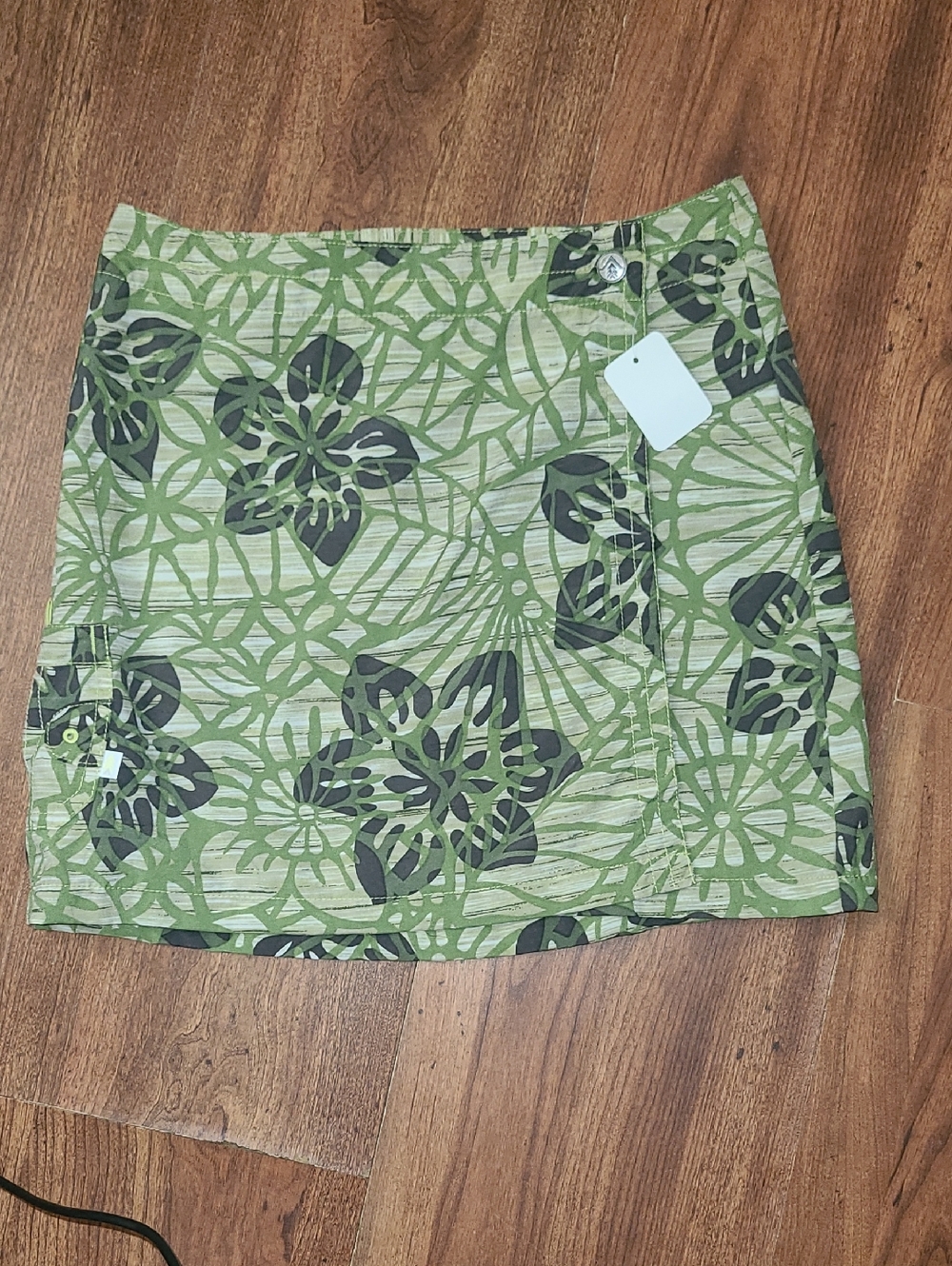 COLUMBIA Girls Green Floral Print Cargo wrap Skirt Size 8 Youth
